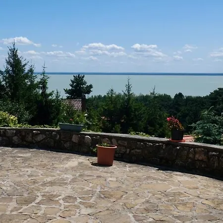 Penzion Ezuesthid Balatongyörök