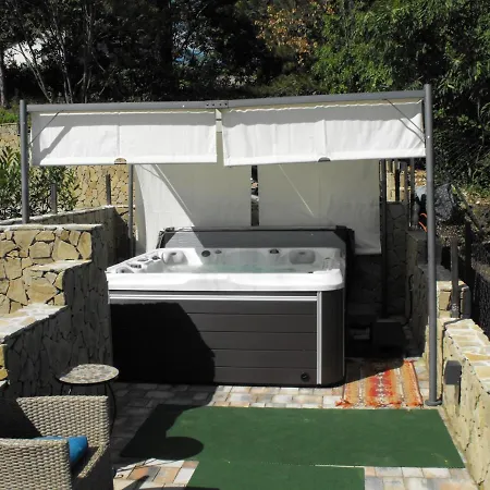 Ezuesthid Penzion 4*