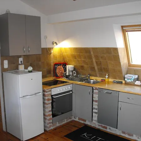 Guest house Ezuesthid *