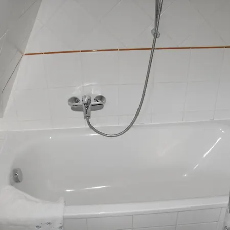 Ezuesthid Penzion 4*