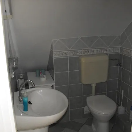 Ezuesthid Guest house Balatongyorok