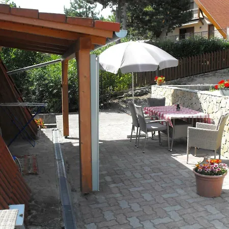 Guest house Ezuesthid
