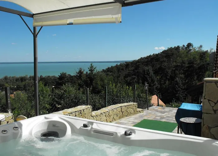 Ezuesthid בית הארחה