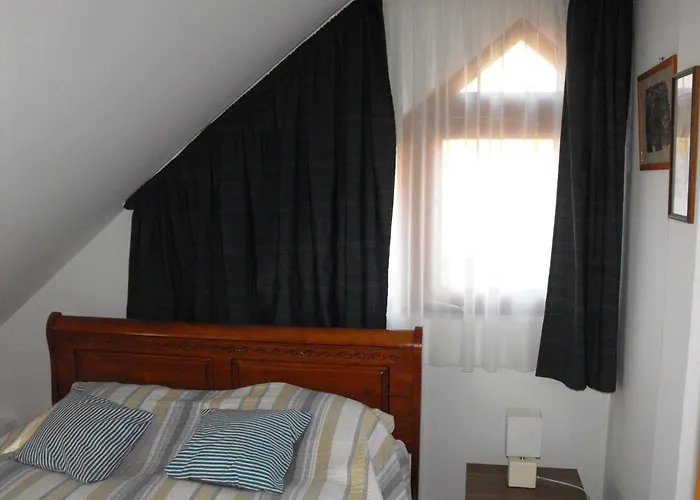 Konukevi Ezuesthid Balatongyörök