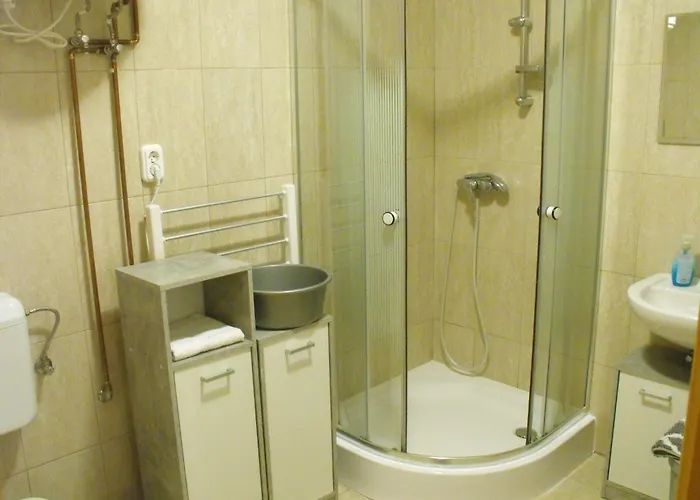 Konukevi Ezuesthid Balatongyörök