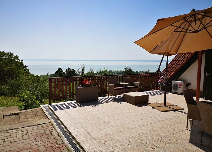 Ezüsthíd Vendégház Balatongyörök